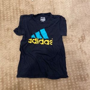 Adidas short sleeve size M